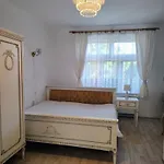 Sarka Apartment *