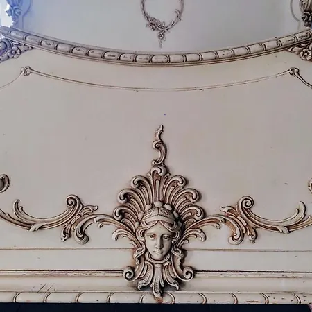 Sarka Daire
